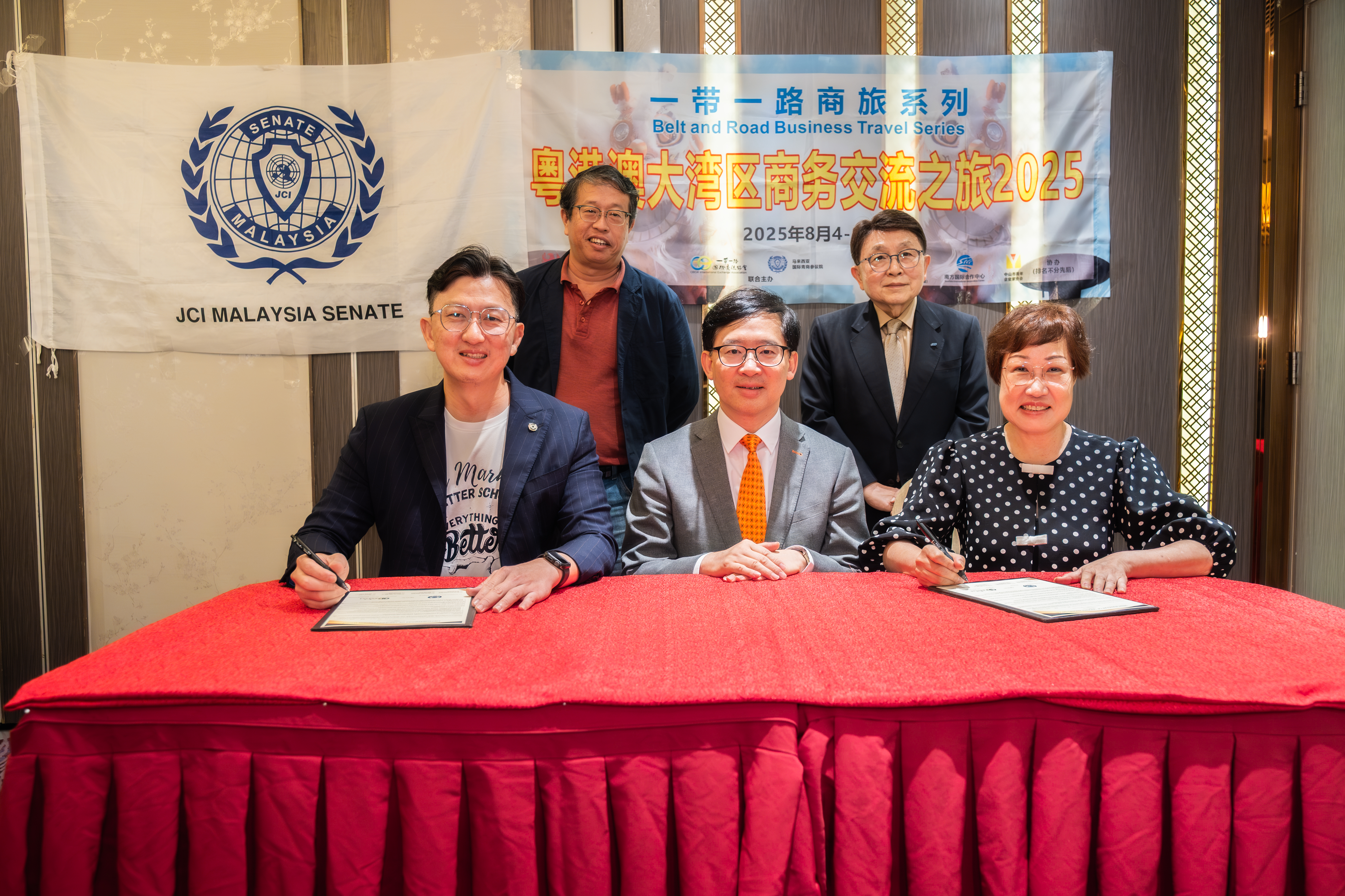OBOR & JCI Malaysia Senate MOU Signing with the witness of Under Secretary for Constitutional and Mainland Affairs Hong Kong Clement Woo, MH, JP in HK